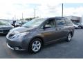 Front 3/4 View of 2014 Toyota Sienna LE #6