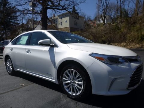 Blizzard Pearl White Toyota Avalon Hybrid Limited.  Click to enlarge.