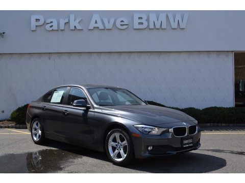 Mineral Grey Metallic BMW 3 Series 320i xDrive Sedan.  Click to enlarge.