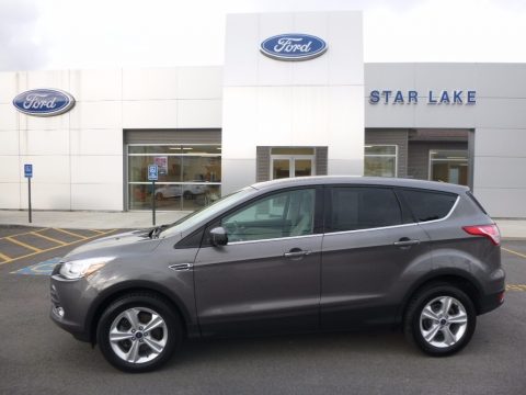 Sterling Gray Ford Escape SE 1.6L EcoBoost 4WD.  Click to enlarge.