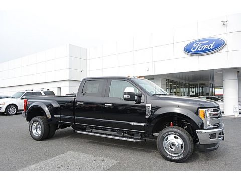 Shadow Black Ford F350 Super Duty Lariat Crew Cab 4x4.  Click to enlarge.