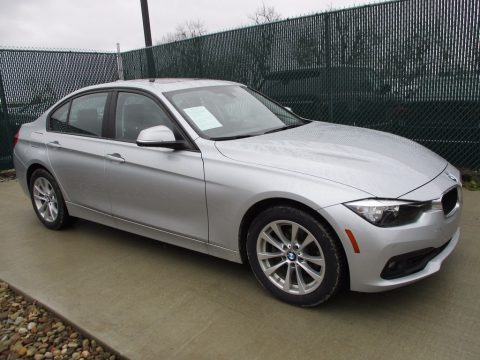 Glacier Silver Metallic BMW 3 Series 320i xDrive Sedan.  Click to enlarge.
