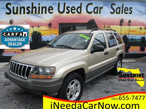 Champagne Pearlcoat Jeep Grand Cherokee Laredo.  Click to enlarge.