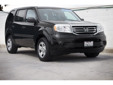 Crystal Black Pearl Honda Pilot LX.  Click to enlarge.