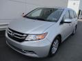 Front 3/4 View of 2014 Honda Odyssey EX-L #9