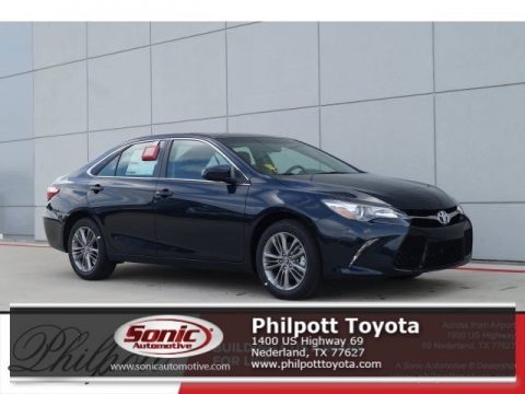 Cosmic Gray Mica Toyota Camry SE.  Click to enlarge.