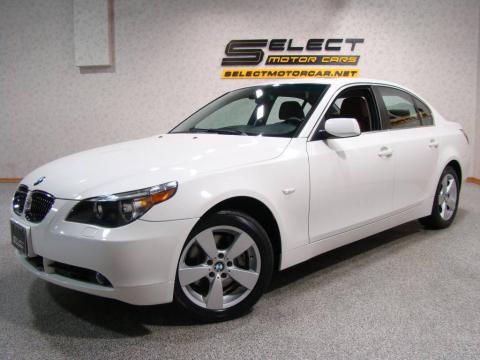 Alpine White BMW 5 Series 525xi Sedan.  Click to enlarge.