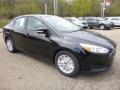 2017 Focus SE Sedan #9
