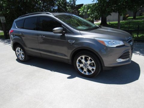 Sterling Gray Metallic Ford Escape SE 2.0L EcoBoost.  Click to enlarge.