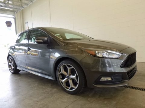 Magnetic Ford Focus ST Hatch.  Click to enlarge.