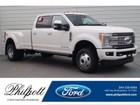 Oxford White Ford F350 Super Duty Platinum Crew Cab 4x4.  Click to enlarge.
