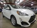 Front 3/4 View of 2017 Toyota Prius c One #1
