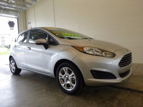 Ingot Silver Metallic Ford Fiesta SE Hatchback.  Click to enlarge.