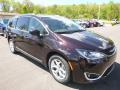 Front 3/4 View of 2017 Chrysler Pacifica Touring L #10