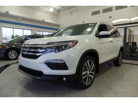 White Diamond Pearl Honda Pilot Elite AWD.  Click to enlarge.