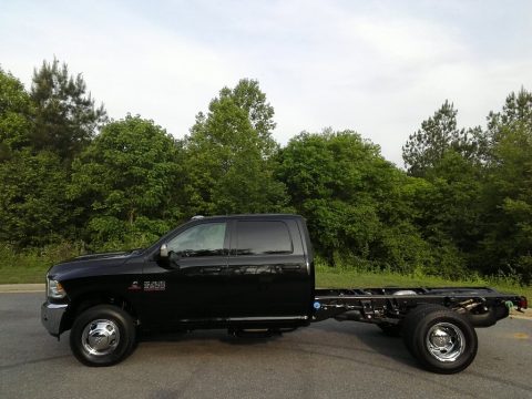 Brilliant Black Crystal Pearl Ram 3500 Tradesman Crew Cab 4x4 Chassis.  Click to enlarge.
