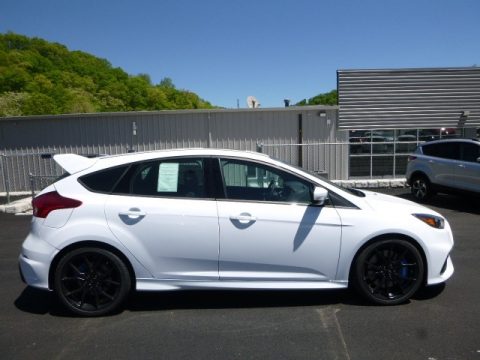 Frozen White Ford Focus RS Hatch.  Click to enlarge.