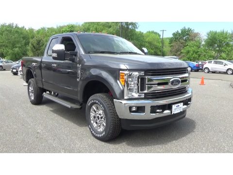 Magnetic Ford F350 Super Duty XLT SuperCab 4x4.  Click to enlarge.