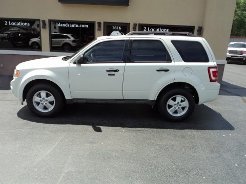 White Suede Ford Escape XLT 4WD.  Click to enlarge.