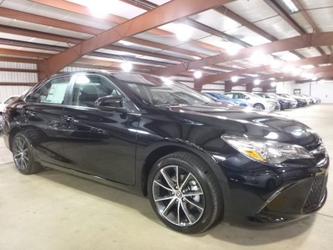 Midnight Black Metallic Toyota Camry XSE.  Click to enlarge.