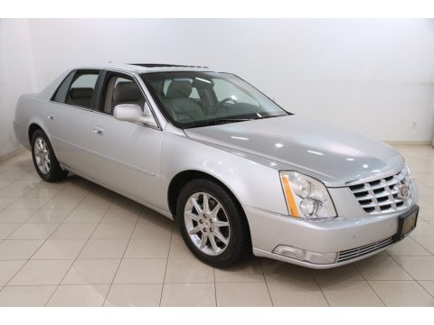 Radiant Silver Metallic Cadillac DTS Luxury.  Click to enlarge.