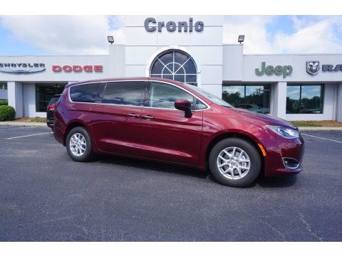 Velvet Red Pearl Chrysler Pacifica Touring L.  Click to enlarge.