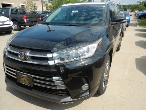 Midnight Black Metallic Toyota Highlander Limited AWD.  Click to enlarge.