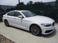 Front 3/4 View of 2018 BMW 5 Series 530e iPerfomance xDrive Sedan #1