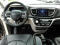 2017 Pacifica Touring L #9