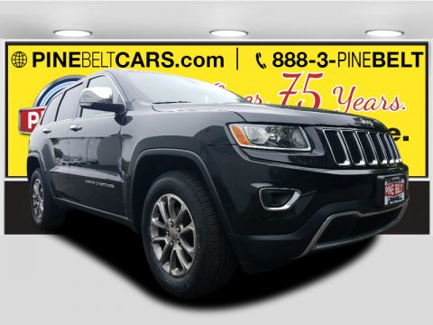 Brilliant Black Crystal Pearl Jeep Grand Cherokee Limited 4x4.  Click to enlarge.