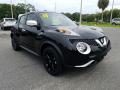 Front 3/4 View of 2017 Nissan Juke SV #6