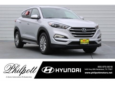 Molten Silver Hyundai Tucson SE.  Click to enlarge.