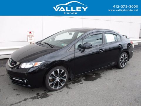 Crystal Black Pearl Honda Civic Si Sedan.  Click to enlarge.