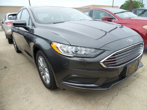 Magnetic Ford Fusion SE.  Click to enlarge.