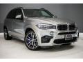 Front 3/4 View of 2017 BMW X5 M xDrive #12