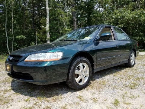 Dark Emerald Pearl Honda Accord SE Sedan.  Click to enlarge.