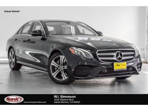 Black Mercedes-Benz E 300 Sedan. Click to enlarge. Black Mercedes-Benz E 300 Sedan. Click to enlarge.