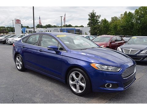 Deep Impact Blue Metallic Ford Fusion SE.  Click to enlarge.