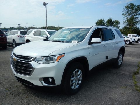 Iridescent Pearl Tricoat Chevrolet Traverse LT AWD.  Click to enlarge.