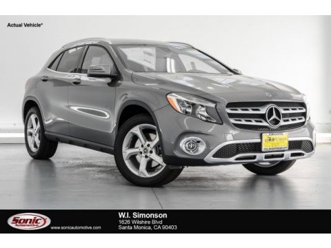 Mountain Grey Metallic Mercedes-Benz GLA 250.  Click to enlarge.