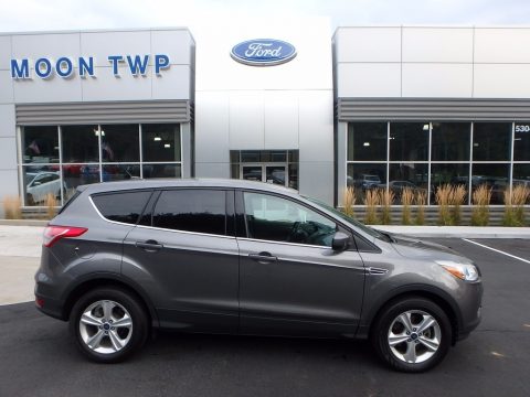 Sterling Gray Ford Escape SE 1.6L EcoBoost 4WD.  Click to enlarge.