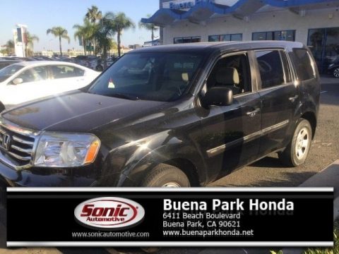 Crystal Black Pearl Honda Pilot LX.  Click to enlarge.