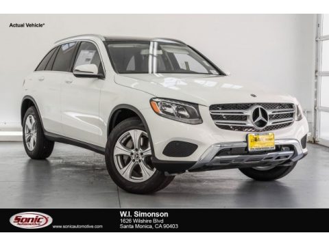 Polar White Mercedes-Benz GLC 300.  Click to enlarge.