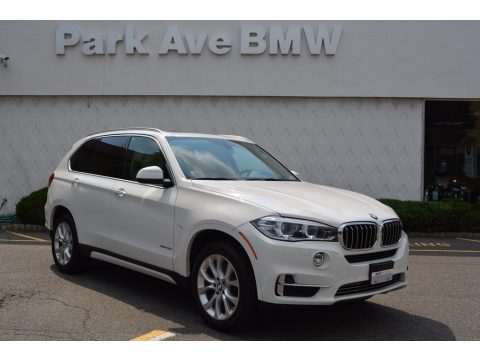 Alpine White BMW X5 xDrive35i.  Click to enlarge.
