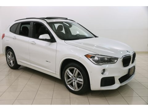 Mineral White Metallic BMW X1 xDrive28i.  Click to enlarge.