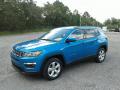 Front 3/4 View of 2018 Jeep Compass Latitude #1