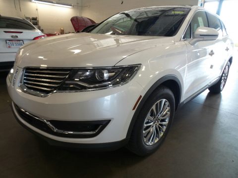 White Platinum Lincoln MKX Select.  Click to enlarge.