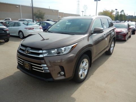 Toasted Walnut Pearl Toyota Highlander Limited AWD.  Click to enlarge.
