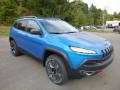 Front 3/4 View of 2018 Jeep Cherokee Trailhawk 4x4 #7