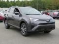 Front 3/4 View of 2018 Toyota RAV4 LE #1